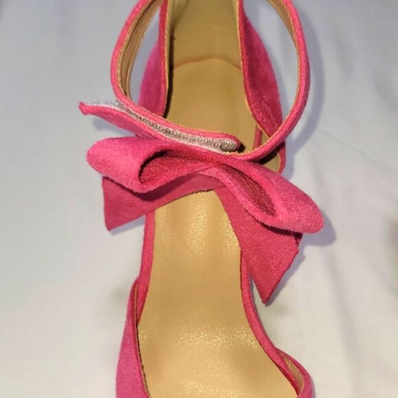 NIB, Women's Pink Heels with Bow - Picture 5 of 6